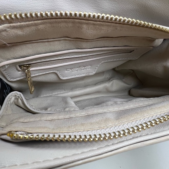 Bebe Aliah Stud Micro Shopper Crossbody Bag In Light Beige No Crossbody Strap - Picture 6 of 13